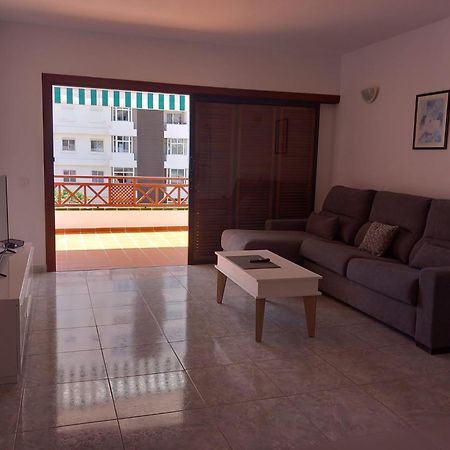 Victoria Court 2- Lovely Apartment 25 Arona  Esterno foto